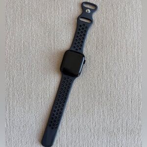 Series 8 Apple Watch - Like New Condition